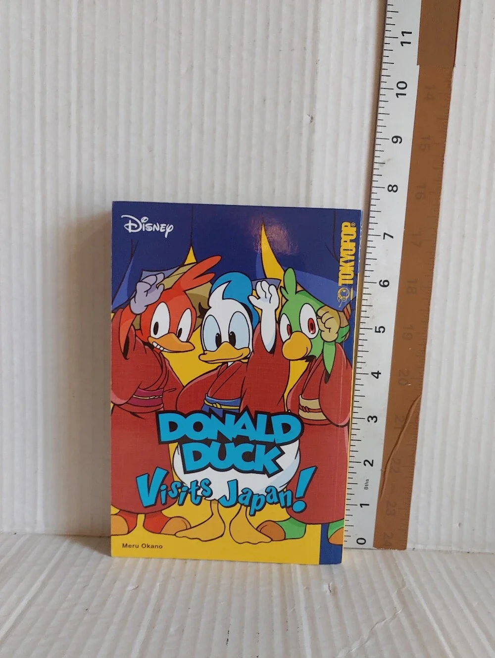 Donald Duck Visits Japan by Meru Okano  English Manga Disney Tokyopop